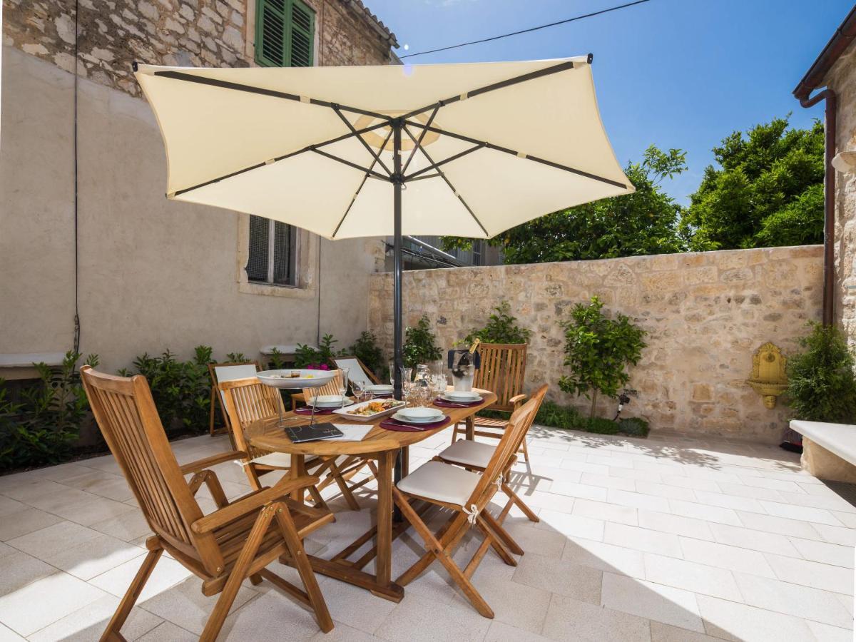Holiday Home City Walls Hvar Town Rum bild